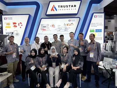 Beijing NeuronBC säljteam deltar i 2025 InterPharma Exhibition i Jakarta